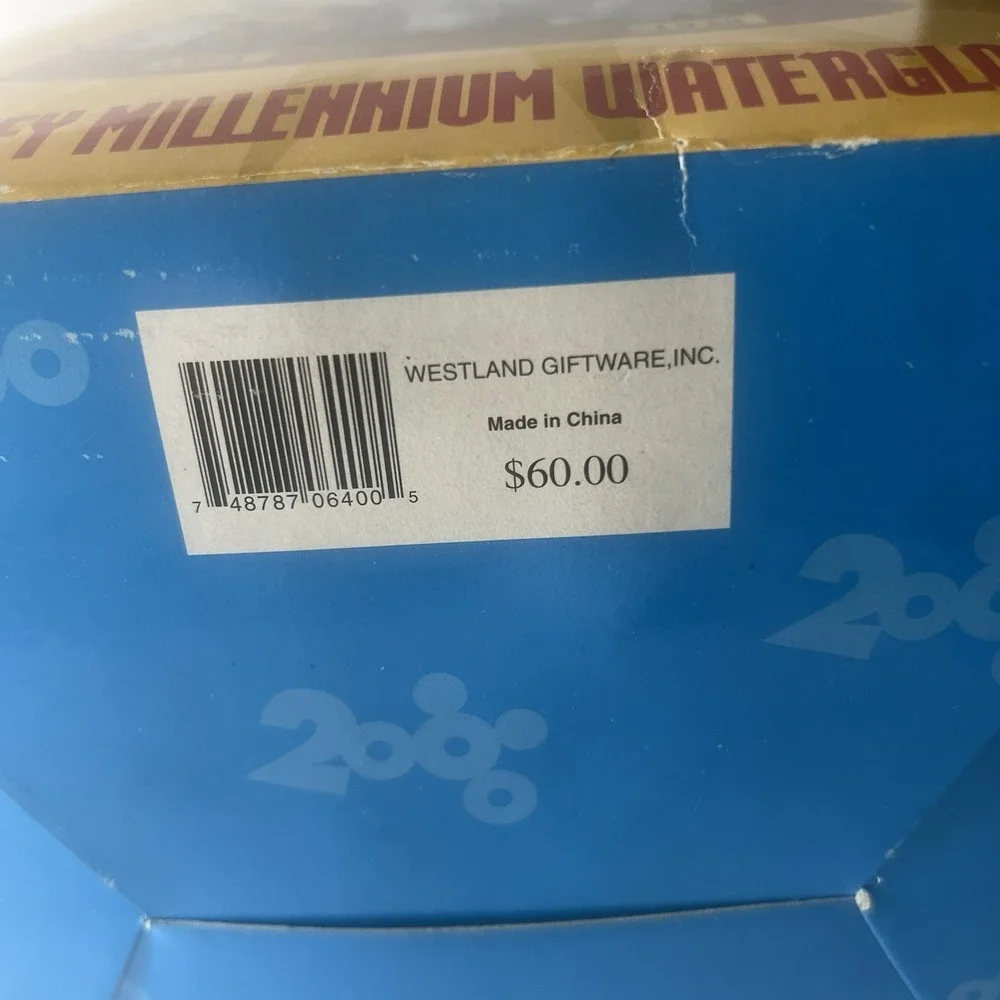 Disney 2000‎ Mickey Mouse Millennium Musical Water Globe As Time Goes By w/Box